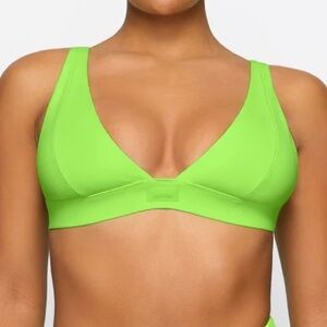 NWT | Skims | Neon Green Limited Edition Swim Plunge Bikini Top Size 4X